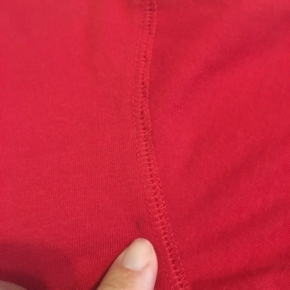 Boys size medium 8 Old Navy red T-shirt